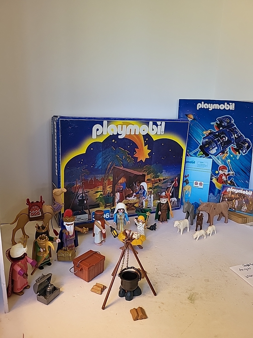 1999 Playmobil Kids Nativity Set 3996/3997 Almost Complete